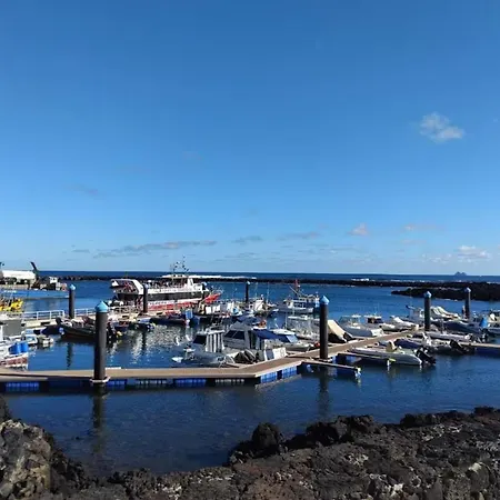 Apartment Home2book Relaxing Getaway With Bbq