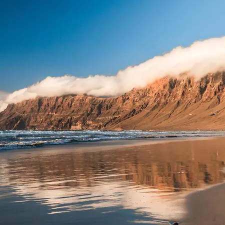 Home2book Relaxing Getaway With Bbq *