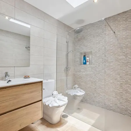 Home2book Relaxing Getaway With Bbq Apartment