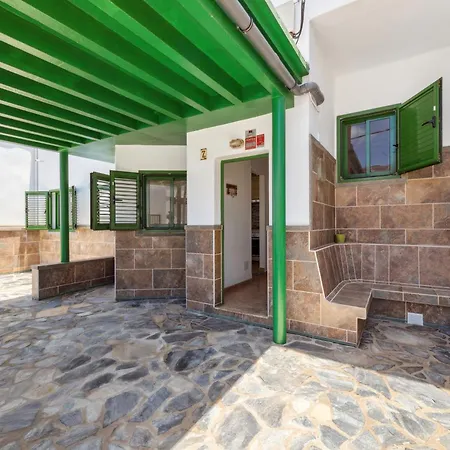 Home2book Relaxing Getaway With Bbq