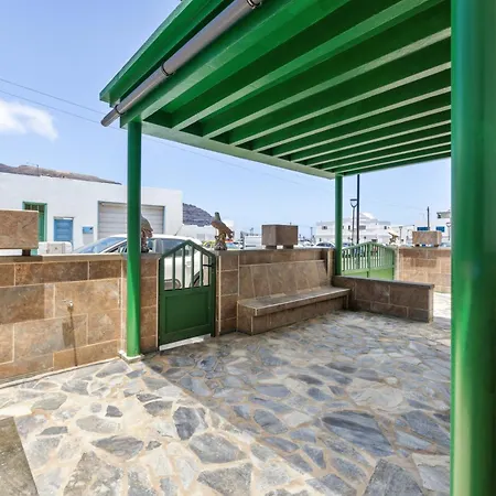 Home2book Relaxing Getaway With Bbq Apartment Orzola