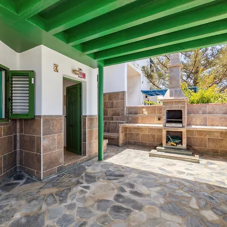 Home2book Relaxing Getaway With Bbq Apartment